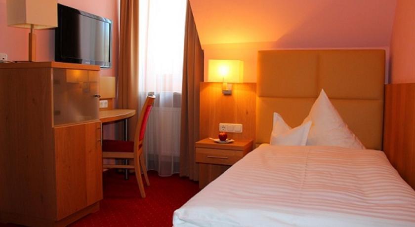 Hotel-Gasthof-Kohlmeier Kranzberg Quarto foto
